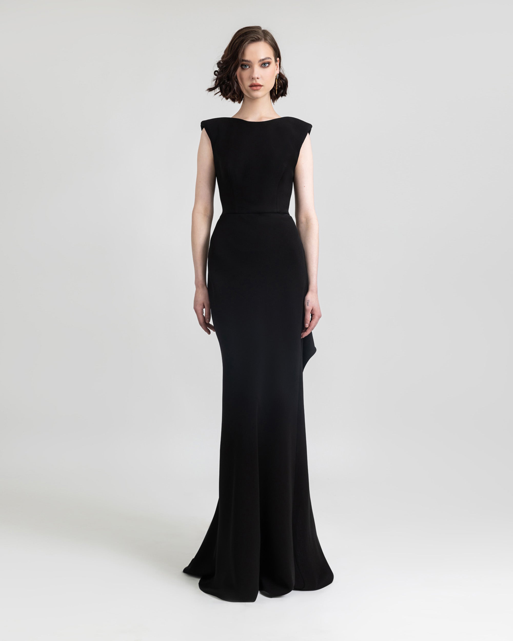 Backless Black Slim Dress – Gemy Maalouf